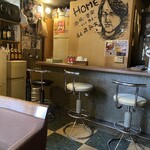 HOME - 店内