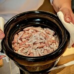 日本料理FUJI - 「ジンドウ烏賊」も、静岡のお店ではお馴染みのように頂きますが、こんなにオチビがたくさんなんて初めてです！！