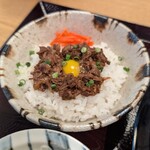 最上 楽農園 稲庭うどん 山菜 - 牛すじ丼