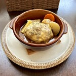 バルバルキッチンアメリ - ランチ：煮込みチーズハンバーグ(¥1,380) メイン