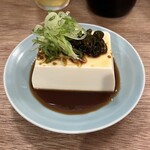 酒場 ヒナタ - 冷奴　(青唐辛子)