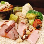とんかつ comocchi - 前菜盛り合わせ