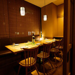 ひねり蛇口ハイ 大衆酒泉テルマエ - 内観写真: