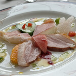 JiProign - ほんのカケラなのに存在感のあるトマトの匂いのするトマトとピーマンの匂いのするピーマン^_^