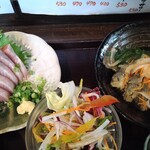 居酒屋 姫咲丸 - カツオ刺と小あじ南蛮漬