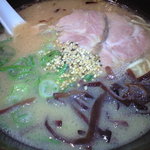 でびっと - 醤油豚骨ラーメン　万人受けする柔らかい味わい