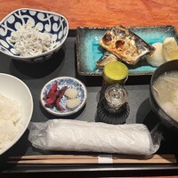 魚坐 - 