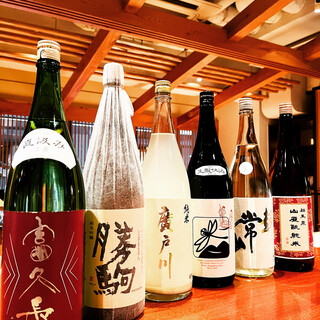 日本酒ソムリエ厳選の日本酒、ワイン、焼酎