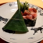 銀座 しのはら - 鮪の太巻きと笹鮨