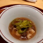 銀座 しのはら - ツキノワグマと白ズイキ万願寺の餡掛け