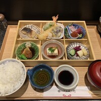 銀座米料亭 八代目儀兵衛 - 