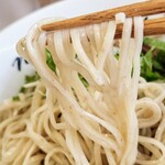 麺庵ちとせ - 麺はふすま入り中細で長め