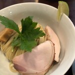 人力俥 - 平打ち麺がもきゅもきゅ食感で美味しい！