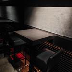 GOSS - ２名テーブル席