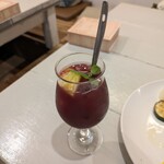 マハロ大人の隠れ家 - 赤ワインサングリア