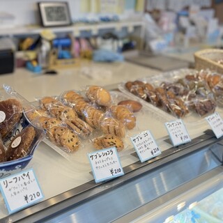 ル・シェルブルー_1