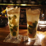 Bar Vanitas - すもものモヒート(1650円・外税)×2