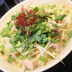 麺酒房 龍安 - コテうま醤油（大盛）