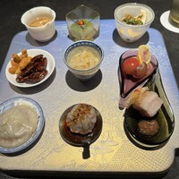 仁修樓 - 9種類の前菜の盛り合わせ