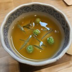 松寿司 - 冷製茶碗蒸し　ジュンサイ　ウスイエンドウ