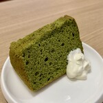 そらいろLOUNGE - デザートセット “ 抹茶のシフォンケーキ ”