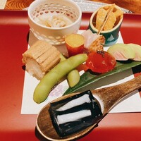 段屋鈴江 - 