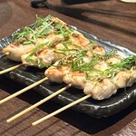 炭火と笑いの台所 とりすけ 難波本店 - 