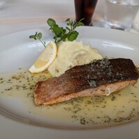 37 Steakhouse & Bar - 