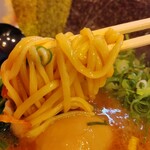 横浜家系ラーメン 裏大輝家 - 某有名製麺所