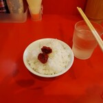 横浜家系ラーメン 裏大輝家 - 税込み１００円食べ放題ライス