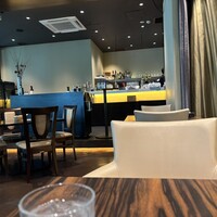 カレス - 
