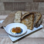 Compain - 塩見さんのように生命が蠢くような感覚にまでは至らなかったようにも思うが、なんせまだ試食段階なので明日以降もっと深く感じられるでしょう