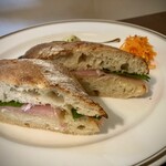 プラウマンズ ランチ ベーカリー - 