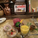 NIDO - カラフルで綺麗な前菜。かぼちゃの冷製スープもカポナータもみんな美味しい♡