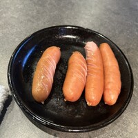大阪福島焼肉 とっぷく - シャウエッセン　下茹でしてます