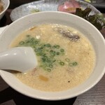 牛たん炭火焼き 仁 野毛分店 - テールスープの雑炊