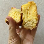 ブーランジェリ･エ･カフェ　オブジェ - お持ち帰り♡ルネッサンス♡自家製のクリームチーズと特級バターが香るデニッシュ生地がマッチした絶品、わたしこれ大好き！(愛)そのまま食べても美味しいけどリベイクしたらサクトロになります、最高です、好