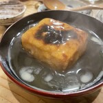 食堂 おがわ - “胡麻豆腐の餡かけ”。って意外と経験ありません。シンプルな一腕ながらしっかりと胡麻の味わい、餡の風味が引き立っています。丁寧さを感じられます。