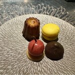 アルギュロス - 