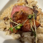 お肉とワイン。フィガロ - 