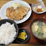 かいづ - 豚の生姜焼き定食