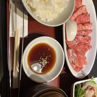 焼肉 しんうち 神楽坂 - 