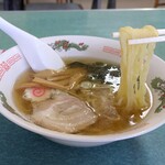 グリン食堂 - 半ラーメン