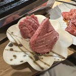 肉匠 暖 - 