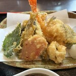 旬菜の味わい がら里 - 海鮮天ぷら