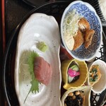 旬菜の味わい がら里 - 花かごランチ