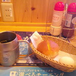 珈琲所コメダ珈琲店 - たっぷりアイスコーヒー モーニングセット＆ジャーマン＆ポークたまごトースト＆コメチキ＆アイスウインナー＆ミニシロノワール