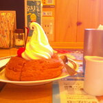 珈琲所コメダ珈琲店 - たっぷりアイスコーヒー モーニングセット＆ジャーマン＆ポークたまごトースト＆コメチキ＆アイスウインナー＆ミニシロノワール