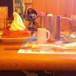 珈琲所コメダ珈琲店 - たっぷりアイスコーヒー モーニングセット＆ジャーマン＆ポークたまごトースト＆コメチキ＆アイスウインナー＆ミニシロノワール