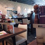 いきなりステーキ - 11:45頃の店内の様子！12時過ぎると大賑わい。